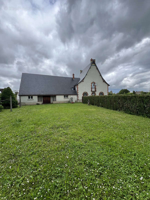 Maison à DAMPIERRE-EN-BURLY