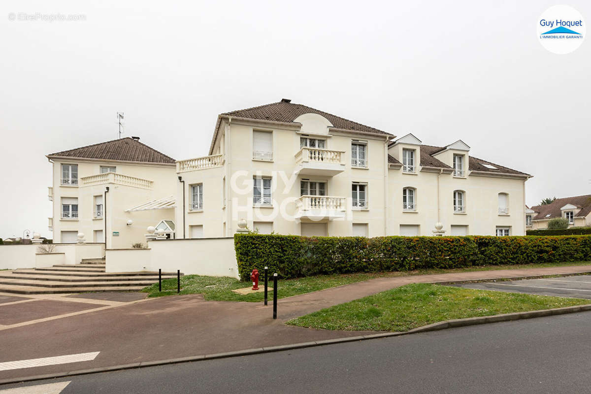 Appartement à SAINT-PIERRE-DU-PERRAY