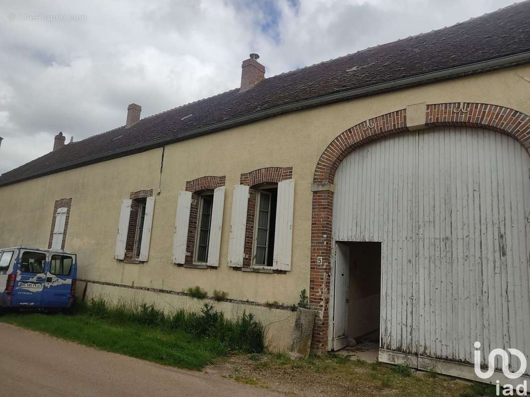 Photo 2 - Maison à VOISINES