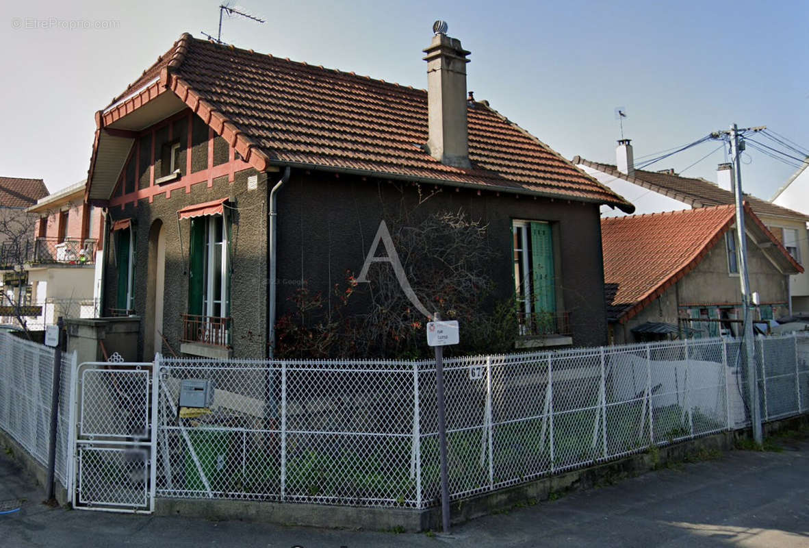 Maison à VITRY-SUR-SEINE