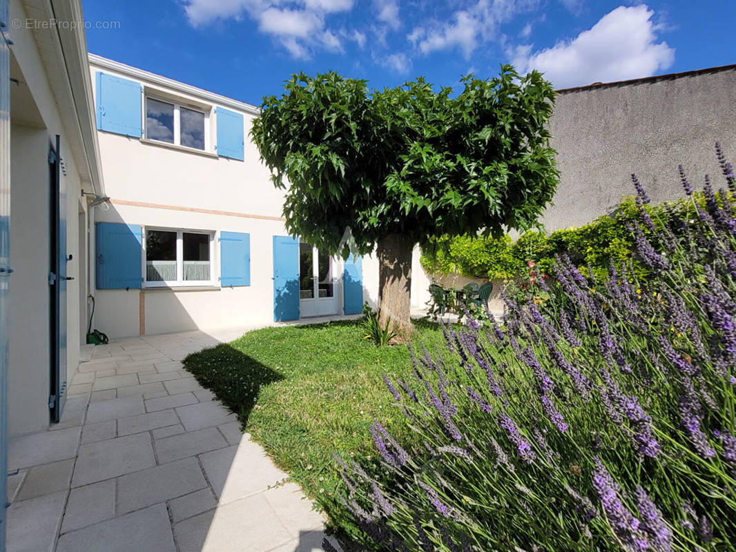 Maison à LA ROCHELLE