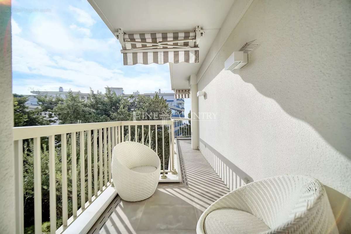 Appartement à CANNES