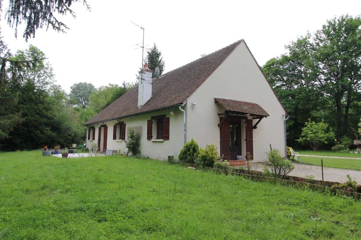 Maison à NOISY-SUR-ECOLE