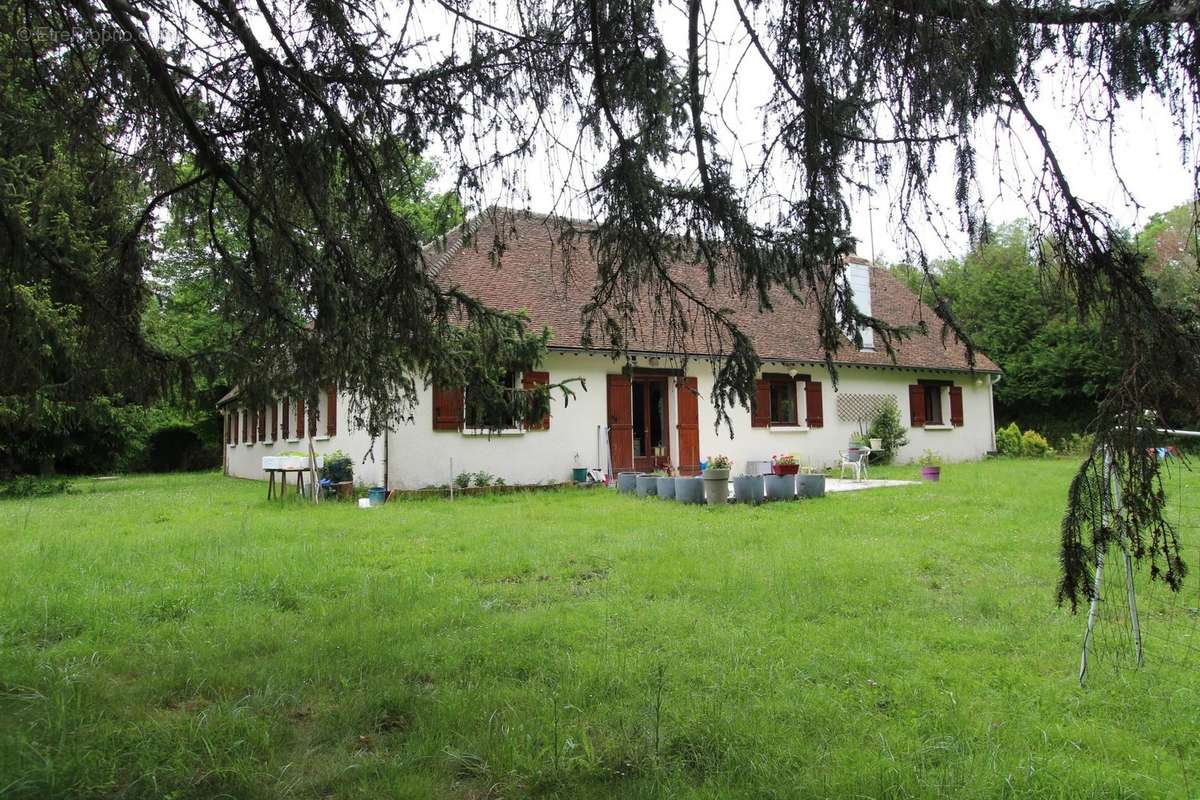 Maison à NOISY-SUR-ECOLE