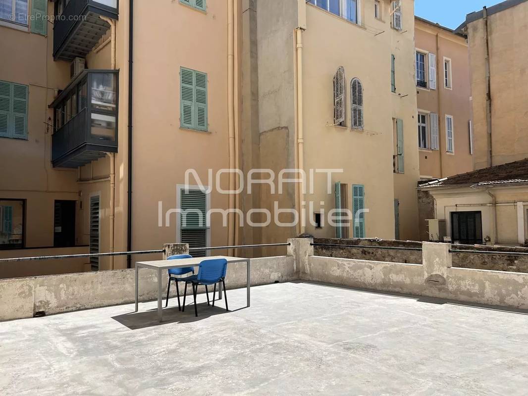 Appartement à MENTON