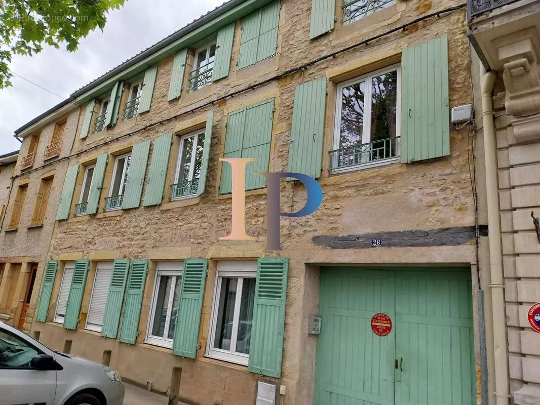 Appartement à CHARLIEU