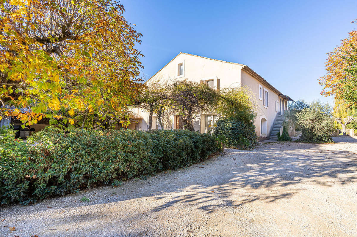 Maison à CADENET