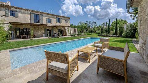 Maison à MAUSSANE-LES-ALPILLES