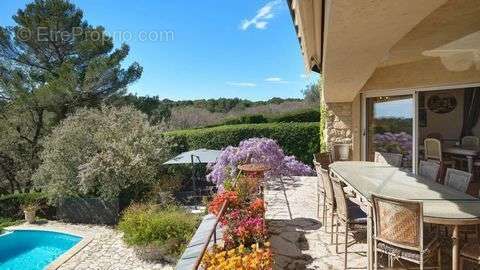 Maison à MOUGINS