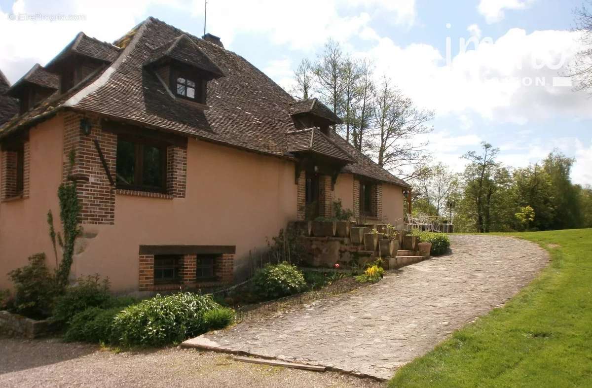 Maison à SAINT-FARGEAU