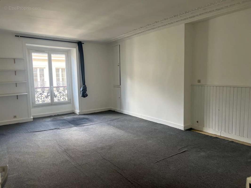 Appartement à PARIS-9E