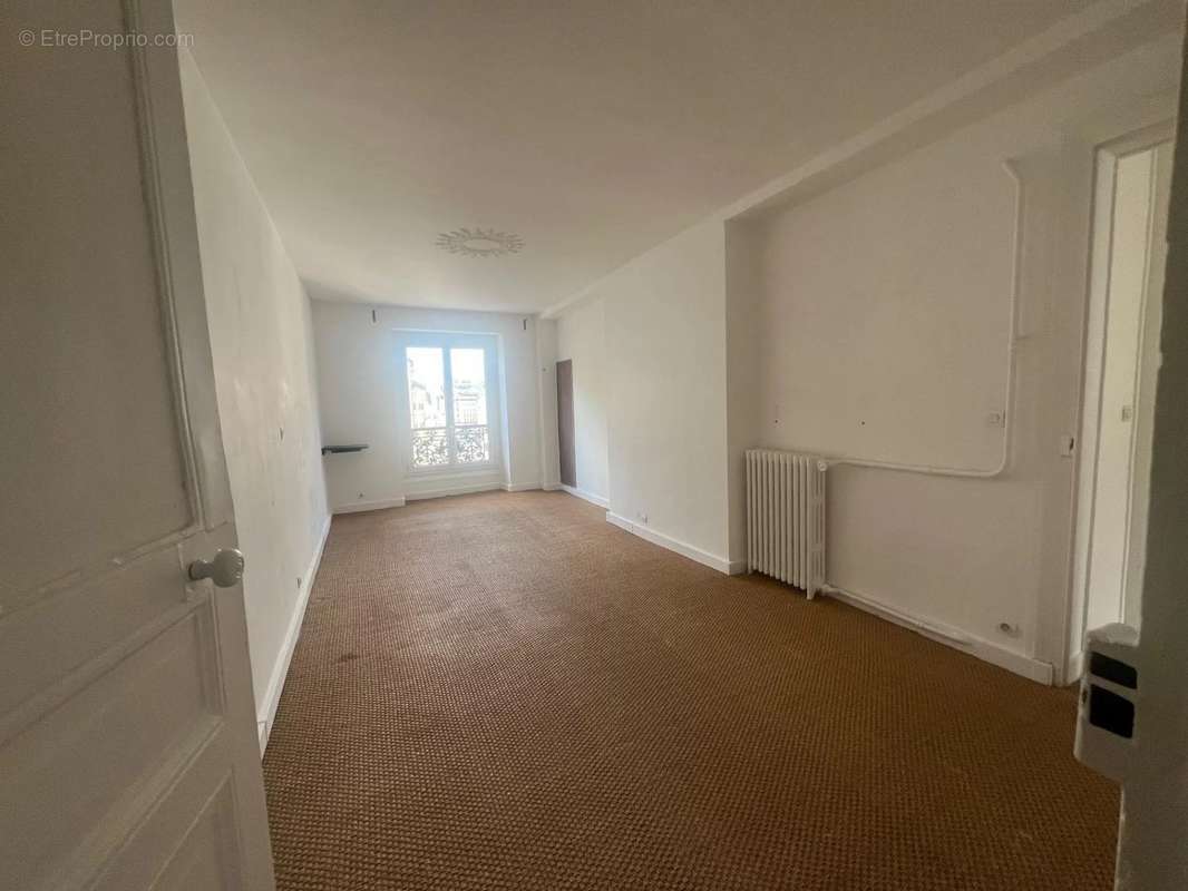 Appartement à PARIS-9E