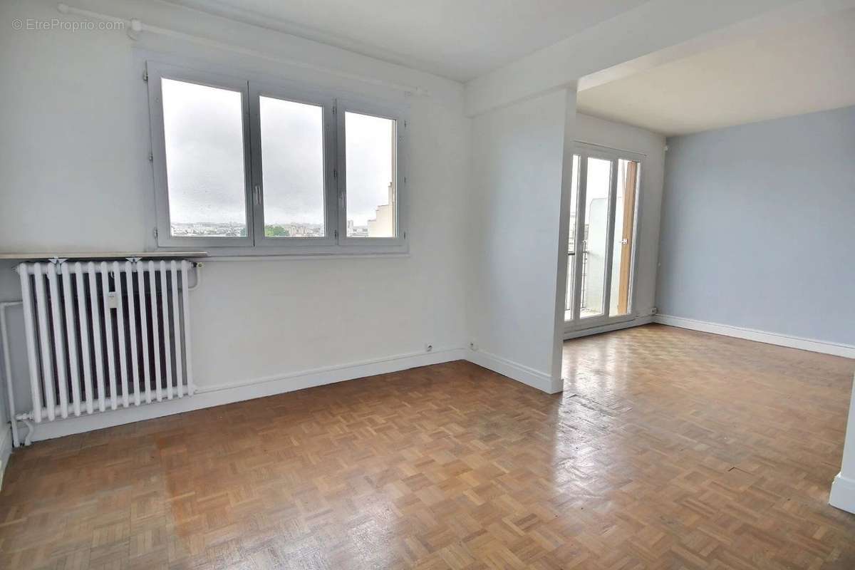 Appartement à MAISONS-ALFORT