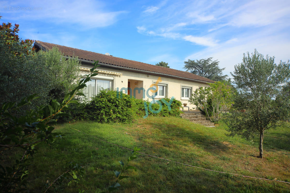 Maison à LABARTHE-SUR-LEZE