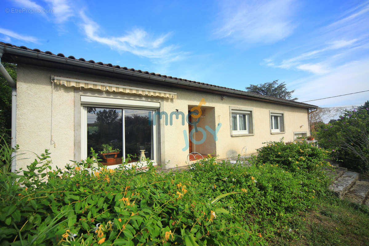 Maison à LABARTHE-SUR-LEZE