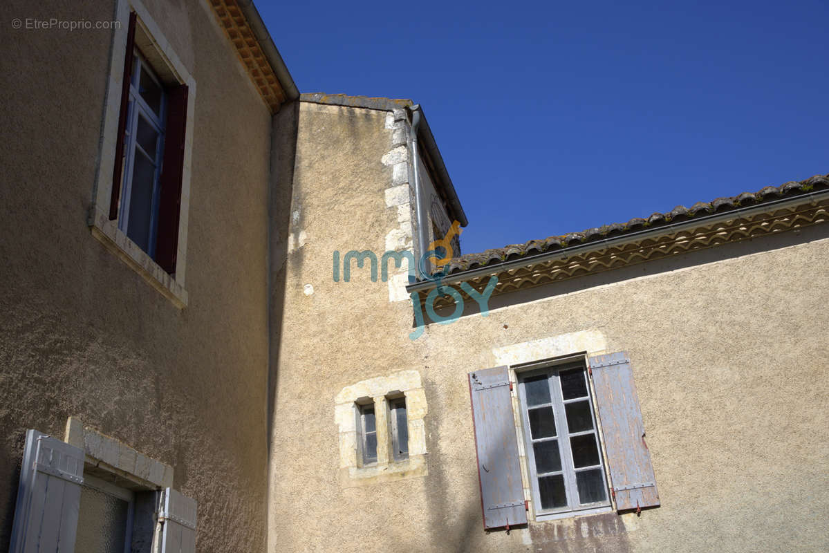 Maison à BEAUCAIRE