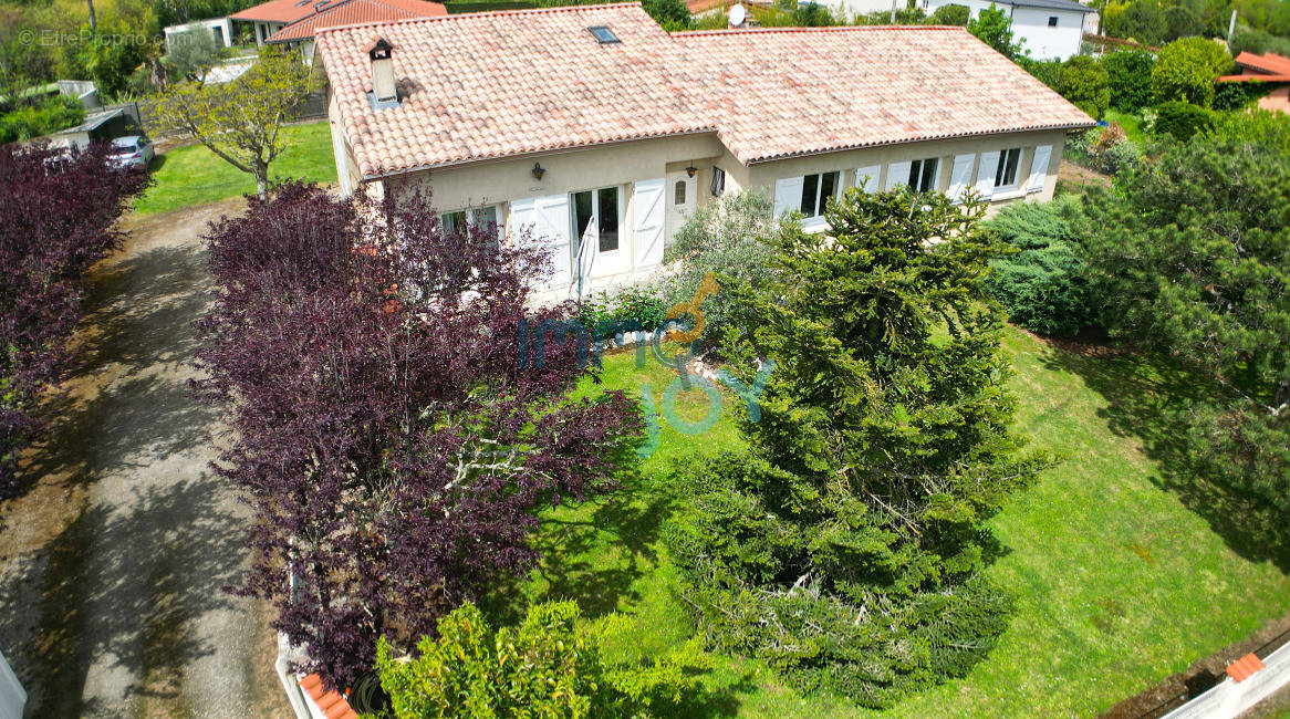 Maison à EAUNES