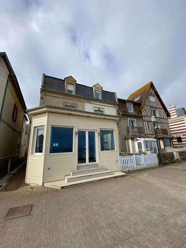 Appartement à SAINT-AUBIN-SUR-MER