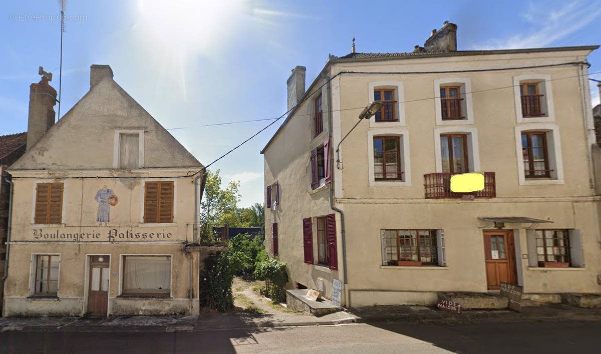 Maison à CORVOL-L&#039;ORGUEILLEUX