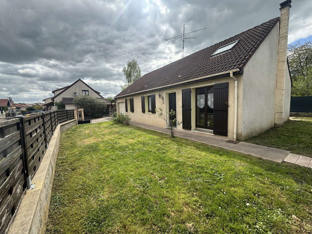 Maison à BLAINVILLE-SUR-L&#039;EAU