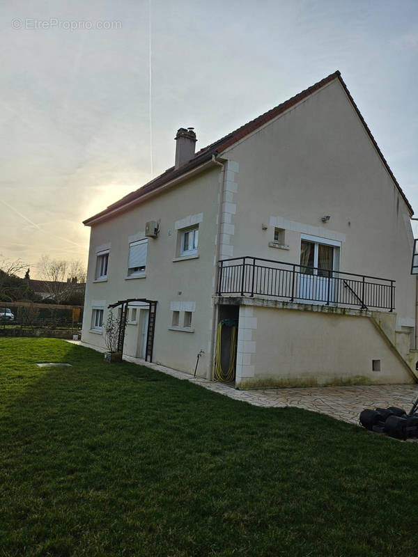 Maison à VILLAINES-SOUS-BOIS