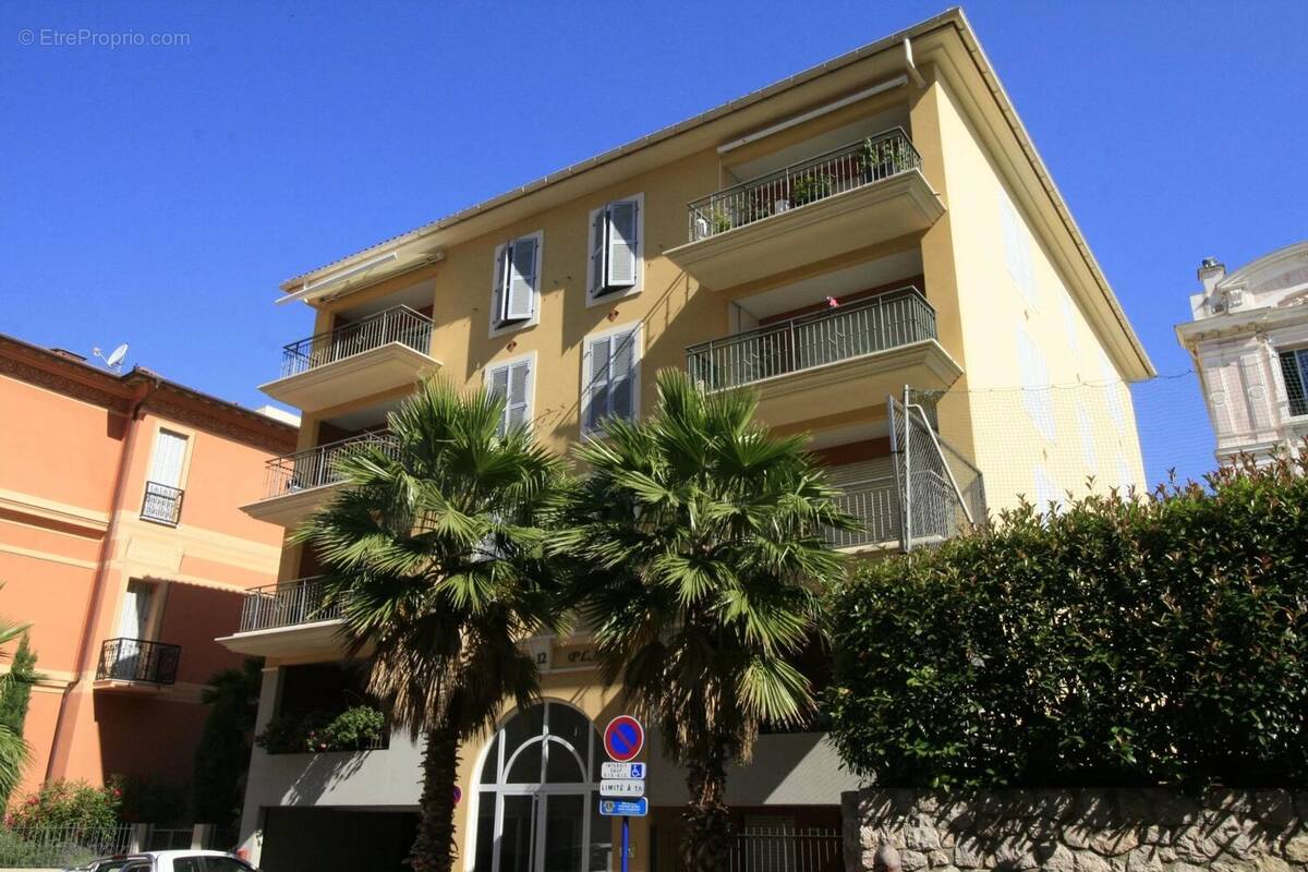 Appartement à MENTON