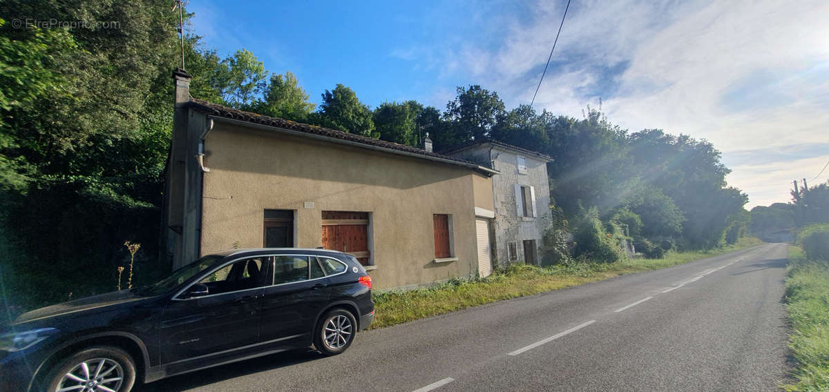 Maison à CHATEAUNEUF-SUR-CHARENTE