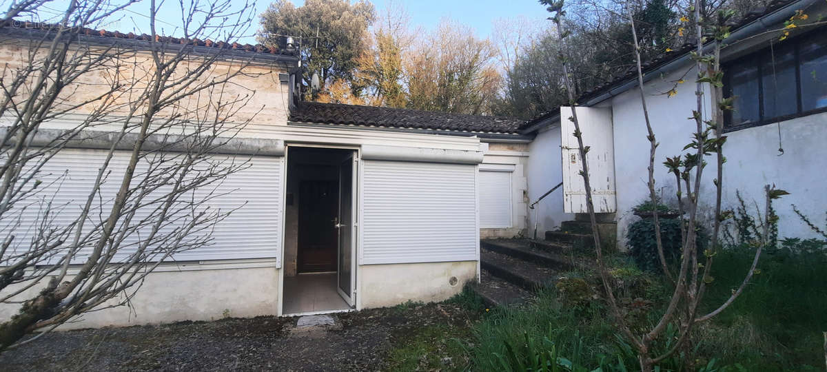 Maison à CHATEAUNEUF-SUR-CHARENTE