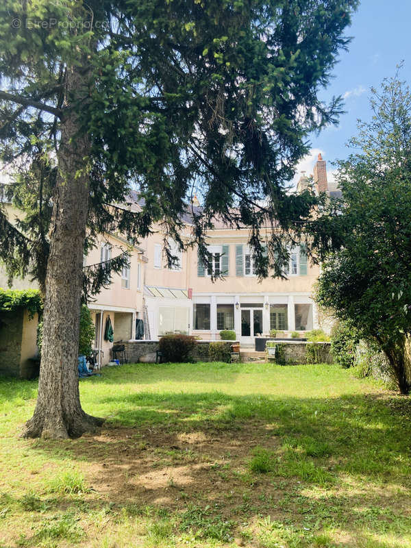 Maison à SAINT-QUENTIN