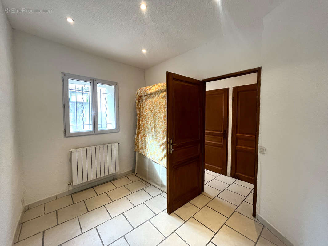 Appartement à SAINT-MAXIMIN-LA-SAINTE-BAUME