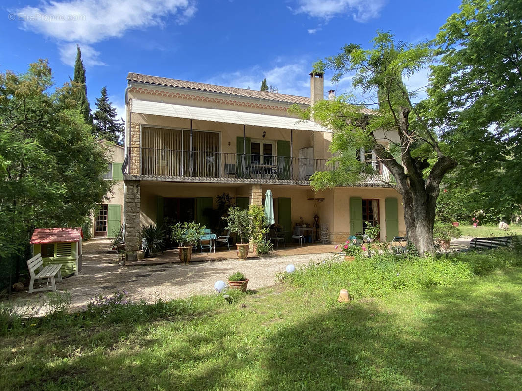 Maison à BAGNOLS-SUR-CEZE