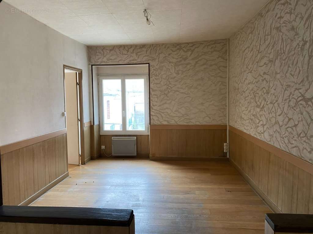 Appartement à CHATILLON-EN-BAZOIS