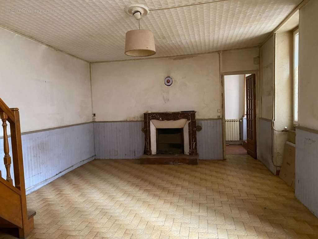 Appartement à CHATILLON-EN-BAZOIS