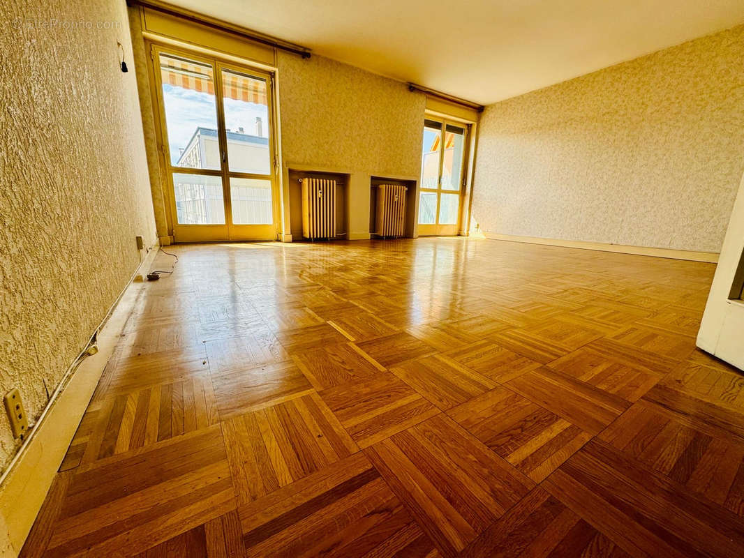 Appartement à GRENOBLE