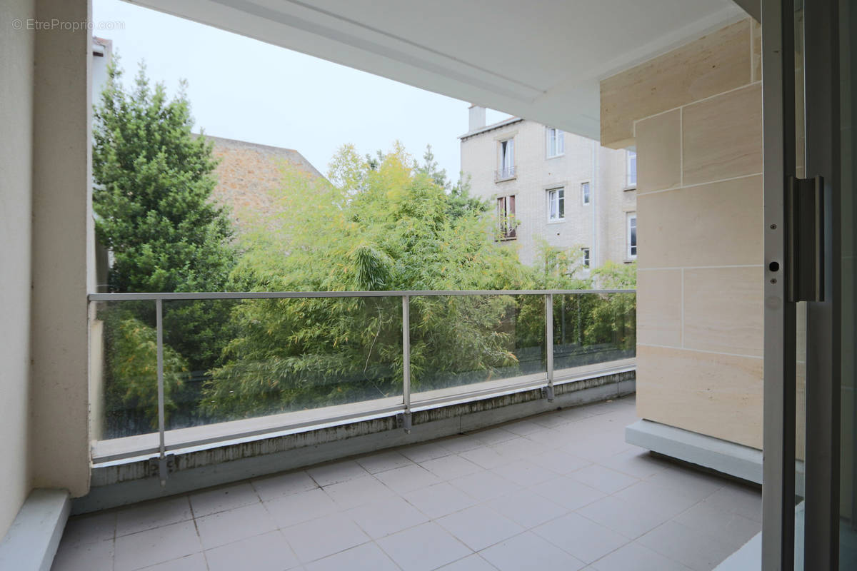 Appartement à LE RAINCY