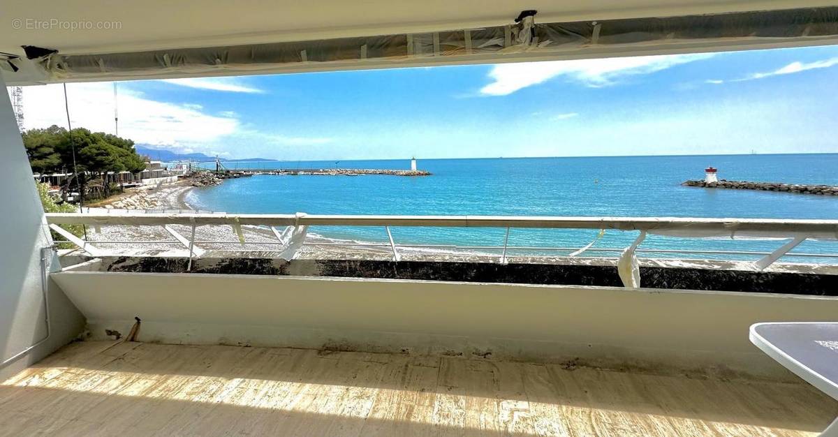 Appartement à VILLENEUVE-LOUBET