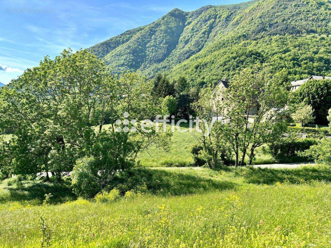 Terrain à ASPRES-LES-CORPS