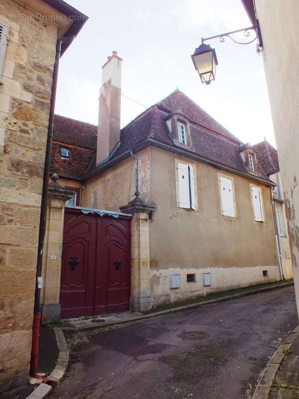 Appartement à SEMUR-EN-AUXOIS