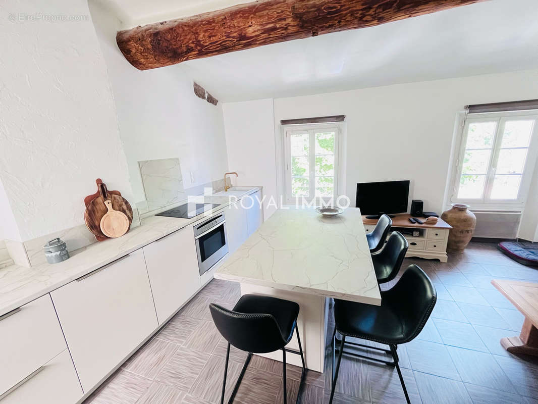 Appartement à HYERES