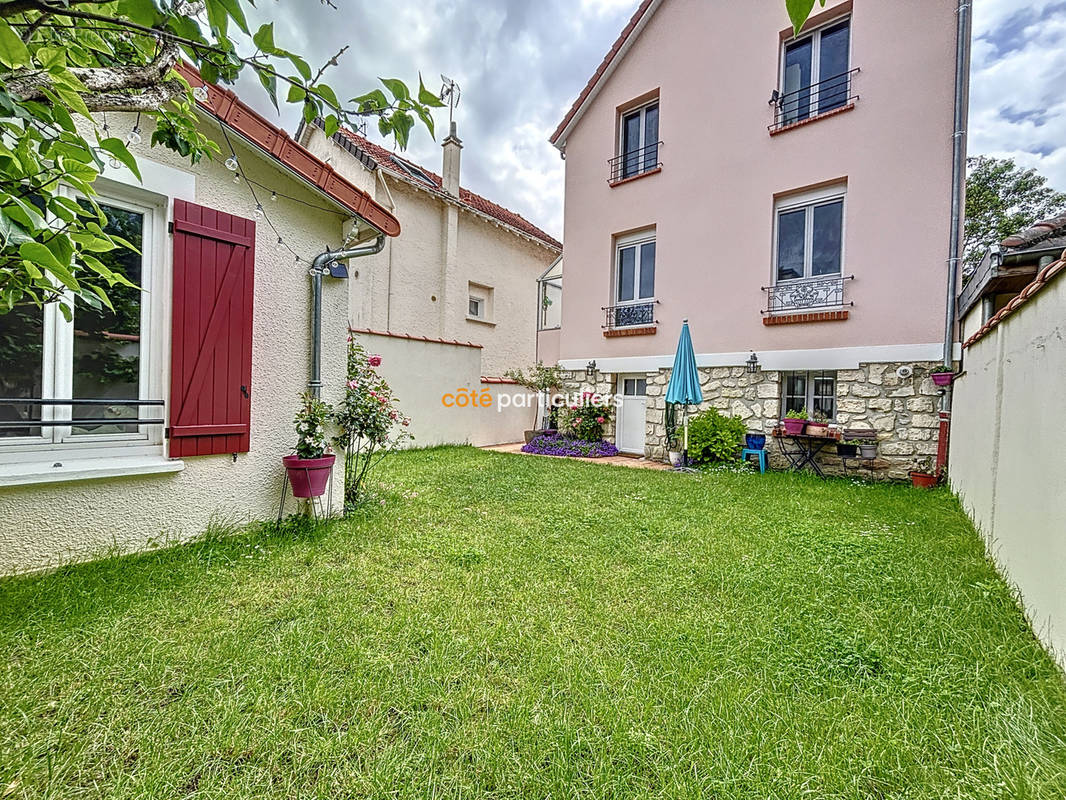 Maison à SAINT-MAUR-DES-FOSSES