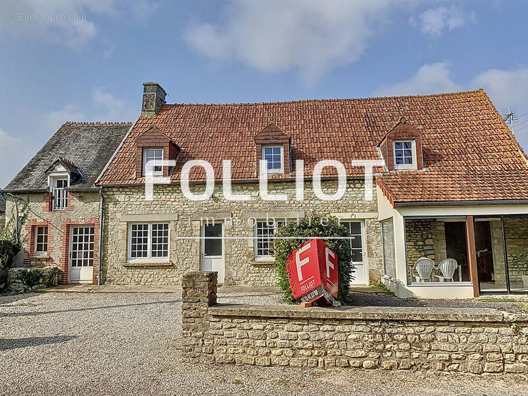 Maison à SAINTE-MERE-EGLISE