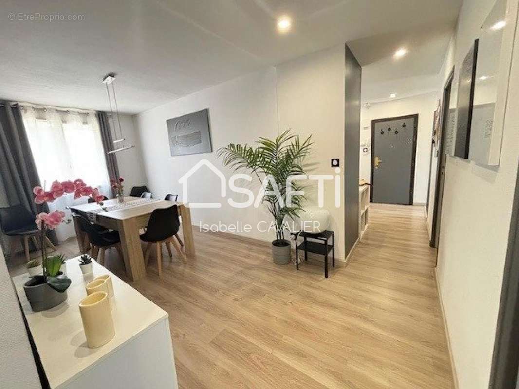 Photo 2 - Appartement à AVIGNON