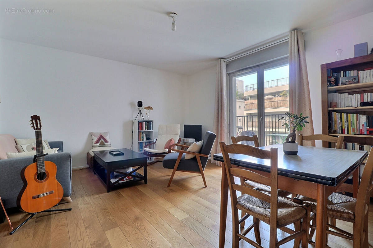 Appartement à SAINT-DENIS