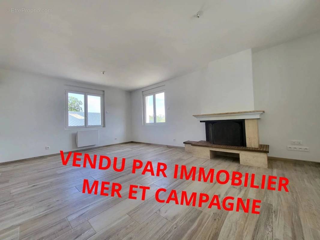 Appartement à MESQUER