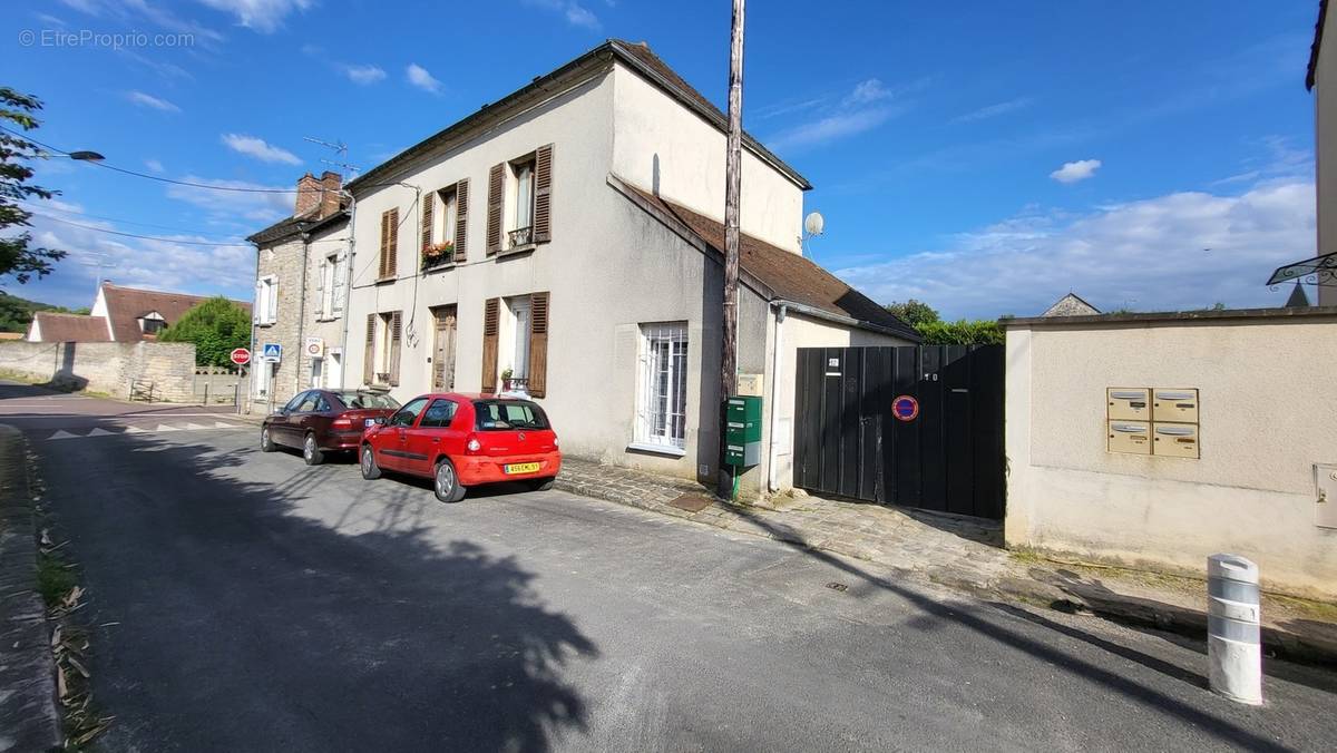 Appartement à MILLY-LA-FORET