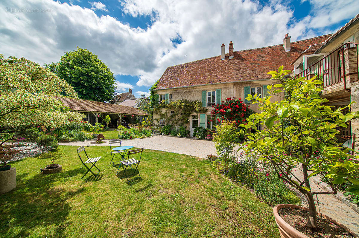 Maison à LA FERTE-SOUS-JOUARRE