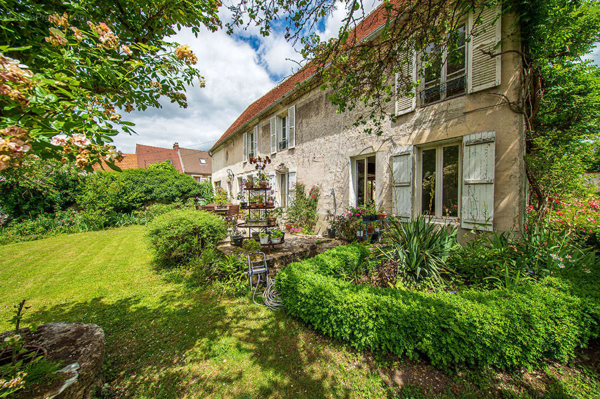 Maison à LA FERTE-SOUS-JOUARRE