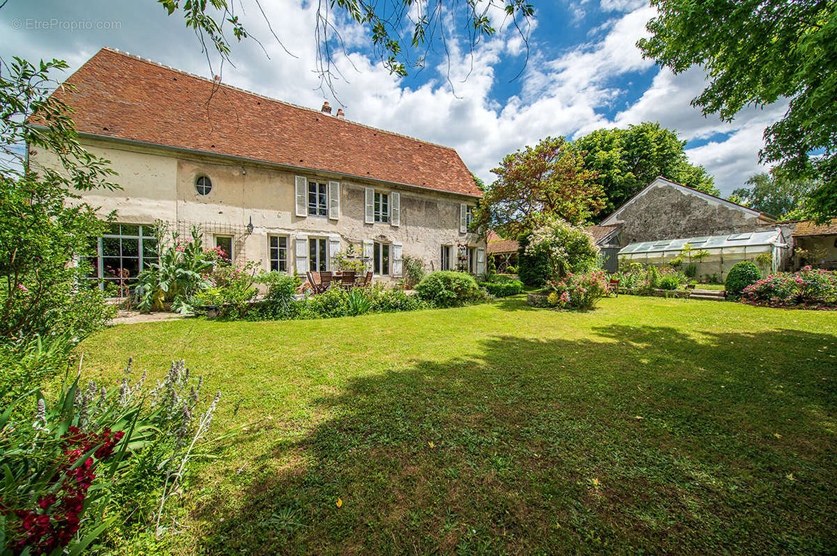 Maison à LA FERTE-SOUS-JOUARRE