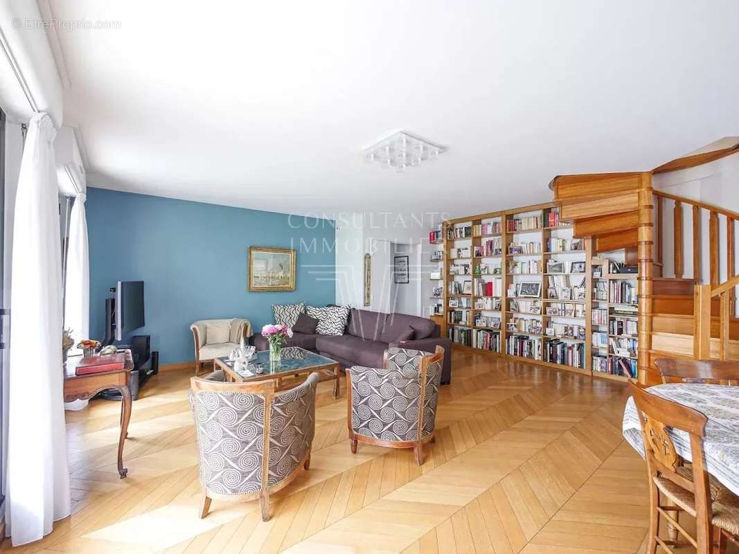 Appartement a louer levallois-perret - 5 pièce(s) - 110 m2 - Surfyn