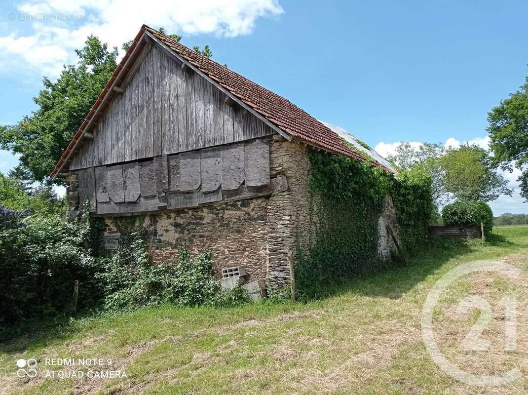 Maison à DOMALAIN